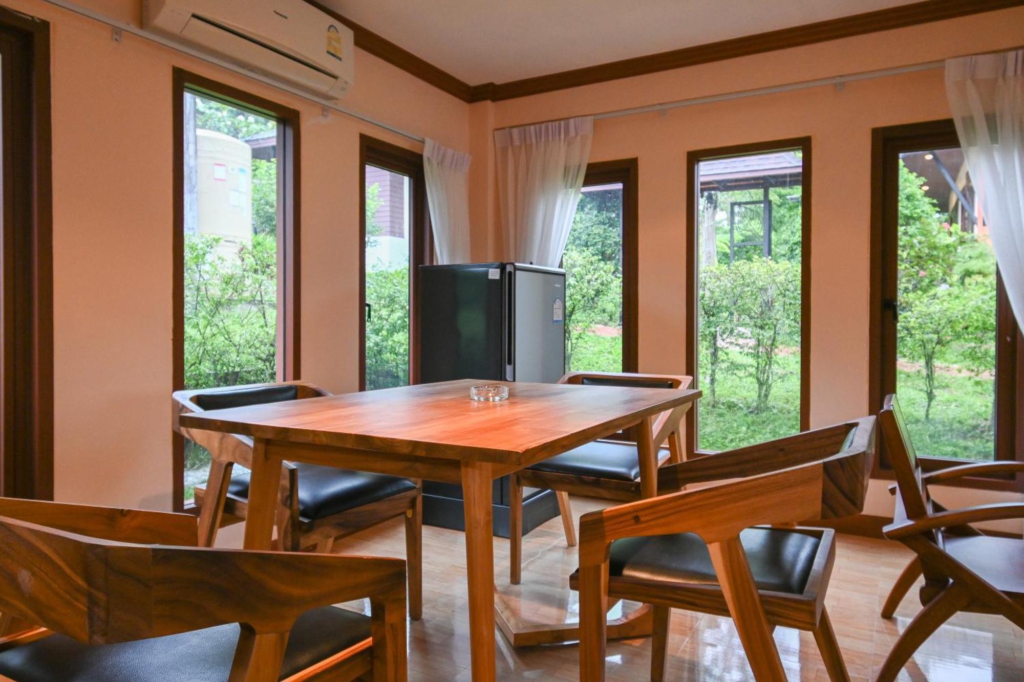 Cascade Tara Hotel Na Mueang Phòng bức ảnh